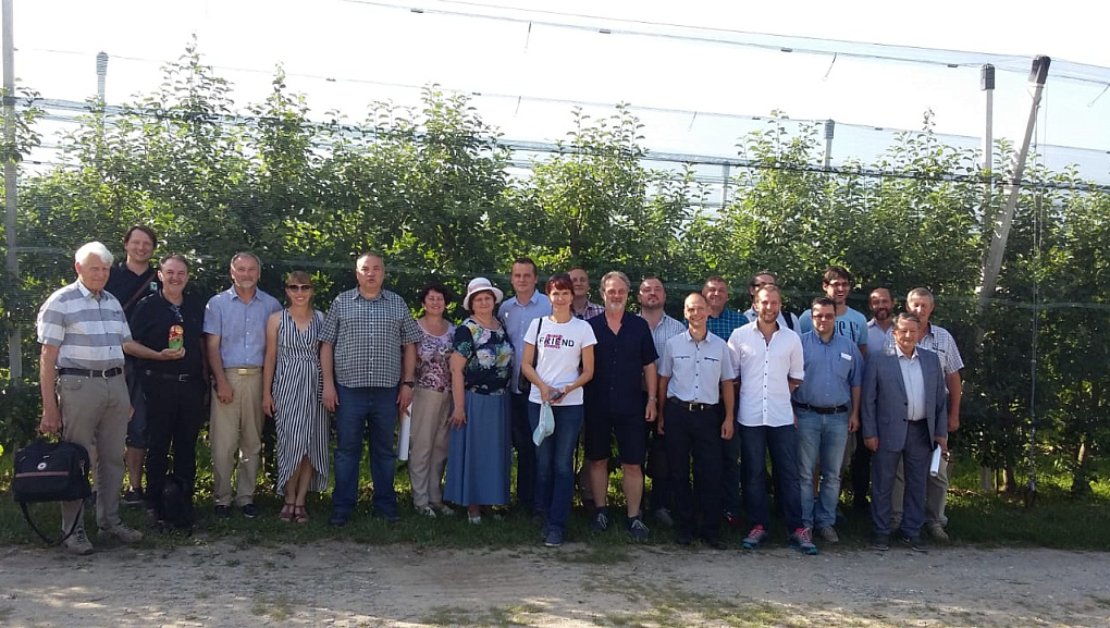 Поделились знаниями на международной площадке