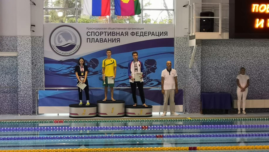 В рядах лучших пловцов края пополнение