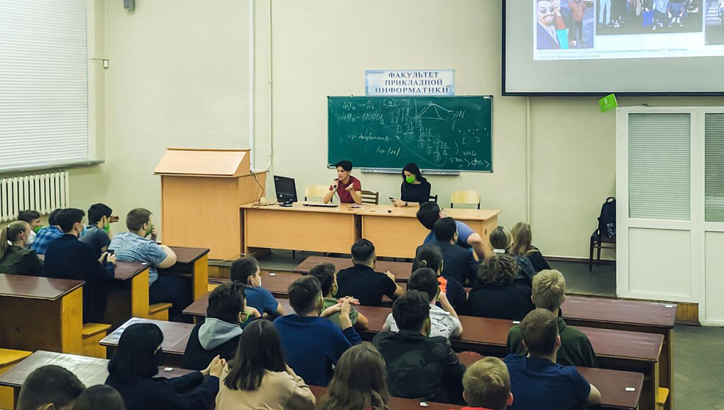 Freshmen learn about academic mobility 