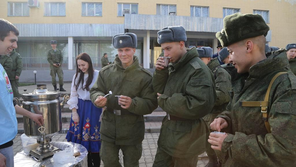 Святое дело – Родине служить!