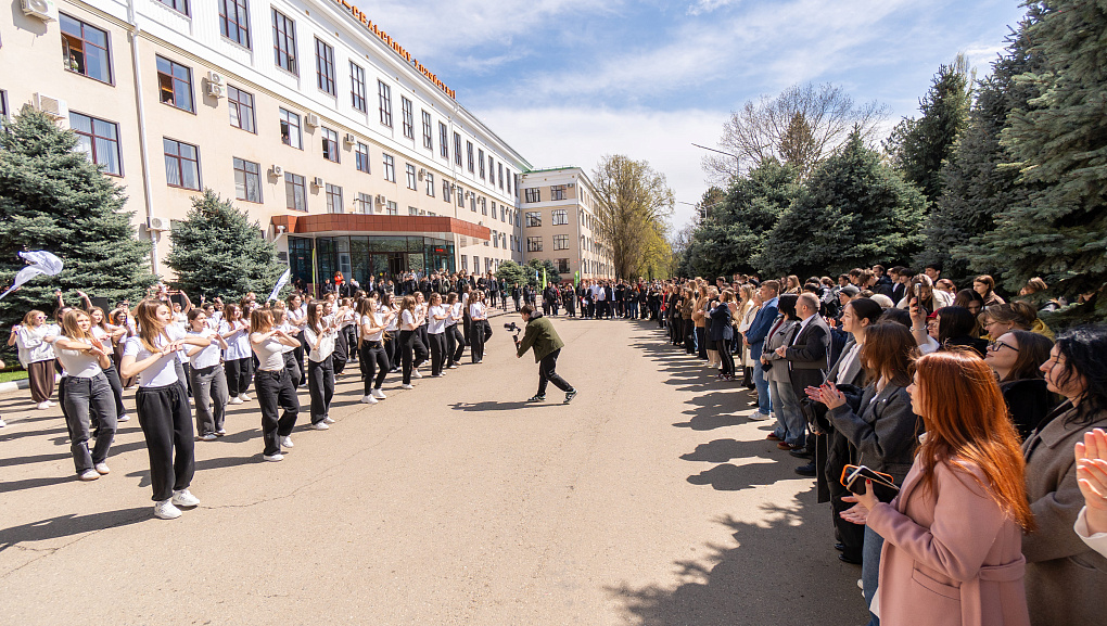 Факультету «Финансы и кредит» КубГАУ – 30 лет