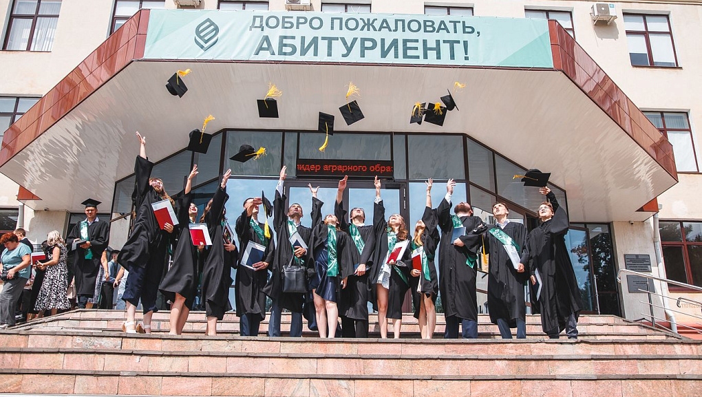В добрый путь, выпускники!