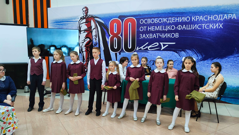 Всё это было, было в Ленинграде!
