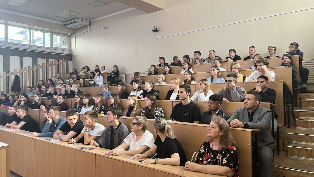 Погружаемся в профессию с Клерк.ру