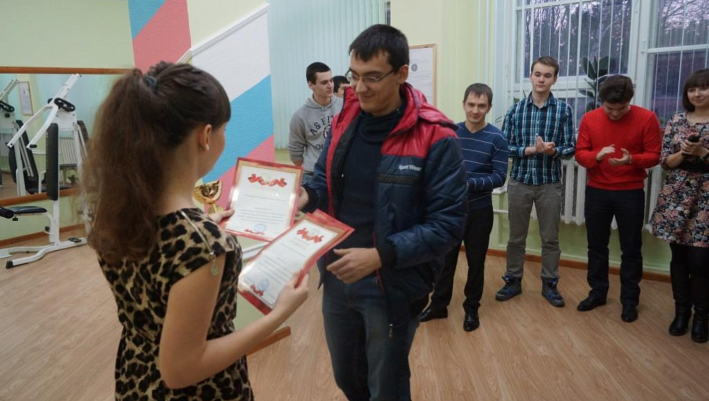 Турнир по дартсу