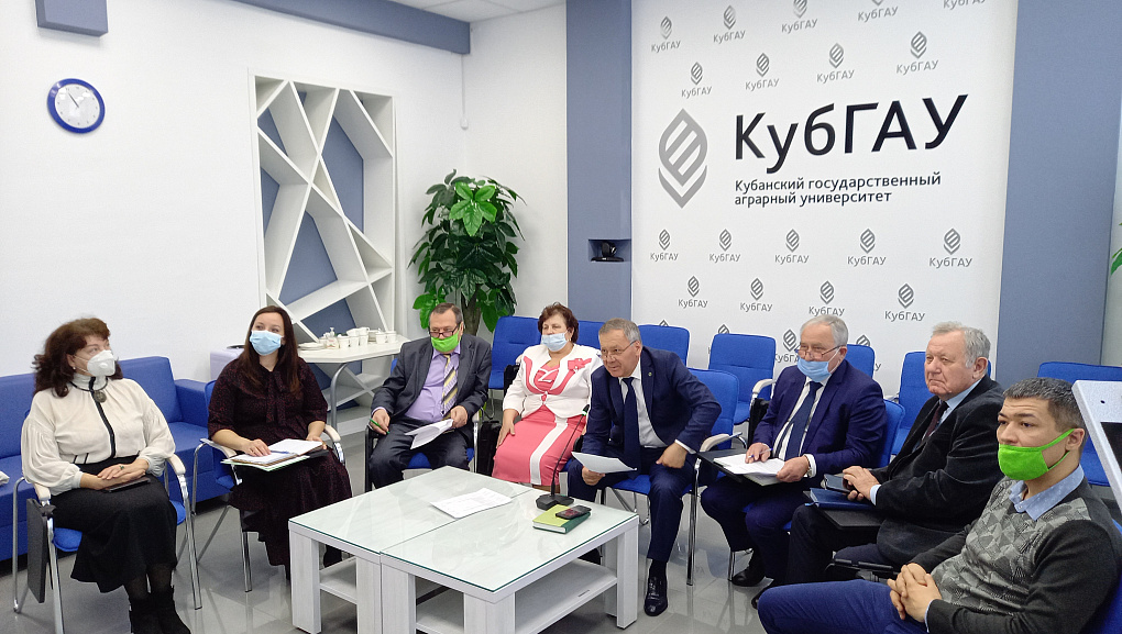 Сотрудничество с Азербайджанским ГАУ.