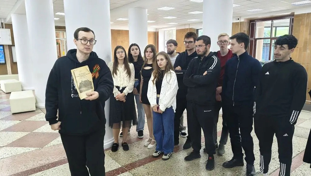 В КубГАУ проводится выставка-беседа «Они среди нас»
