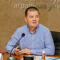 Аграрная отрасль становится стратегическим национальным проектом