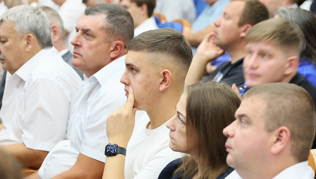 Губернатор Кубани провёл предуборочное совещание в КубГАУ