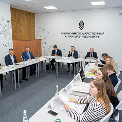 GigaChat обучился в аграрном вузе на 8 факультетах и успешно сдал выпускной экзамен