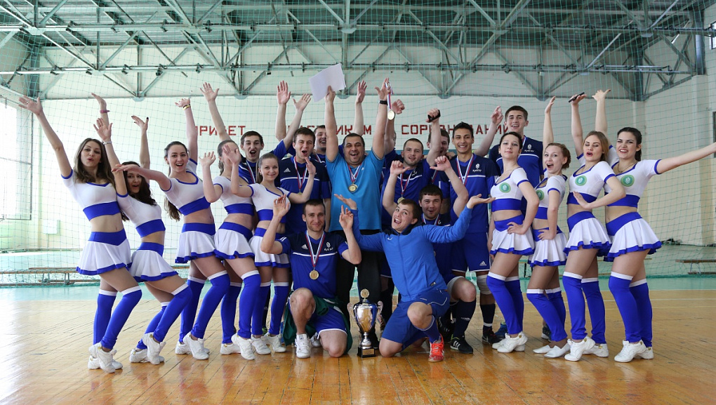 Чемпионы по мини-футболу!