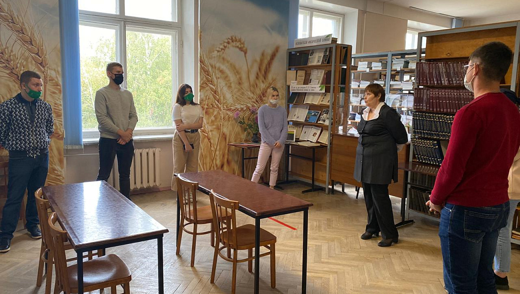 Оформлена книжная выставка «Основатели физической химии»