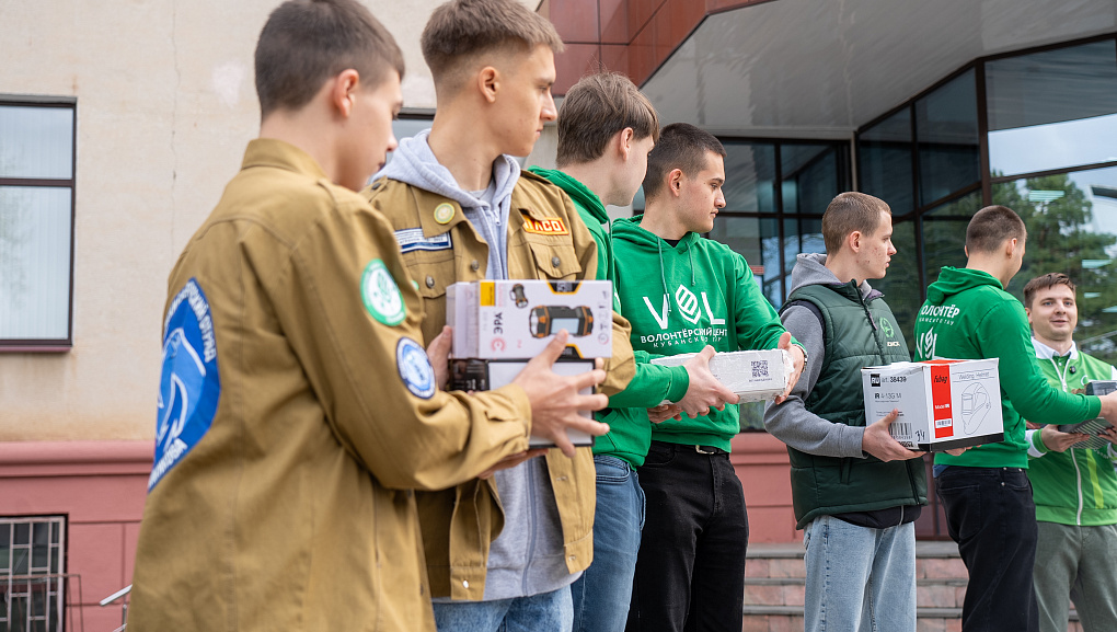 Всё для фронта, всё для победы!