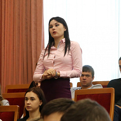 Как стать помощником депутата