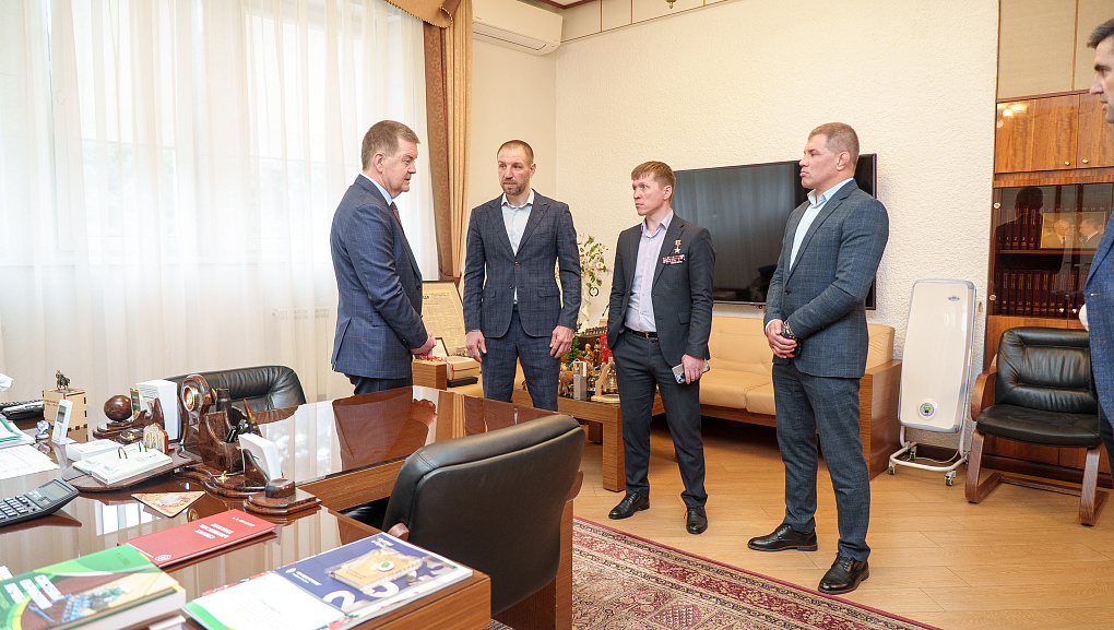 Зарядка с чемпионами