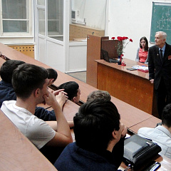 Пример стойкости и героизма