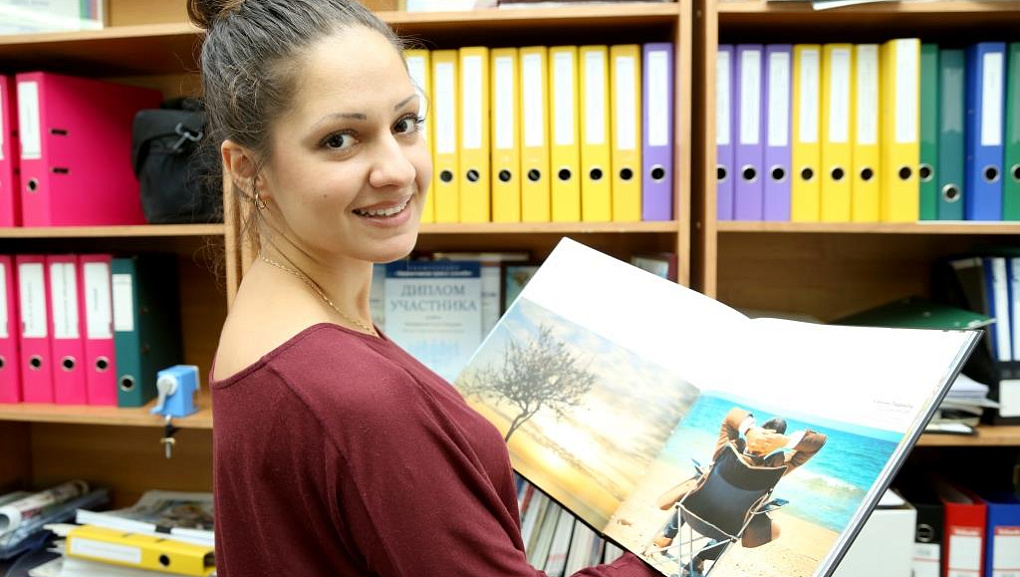 Работы фотографа пресс-службы КубГАУ вошли в фотокнигу «Золотой объектив – 2013»