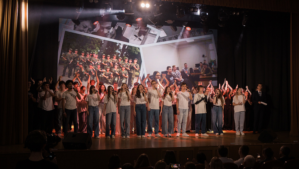 25 лет движения вперёд: факультет прикладной информатики отметил юбилей