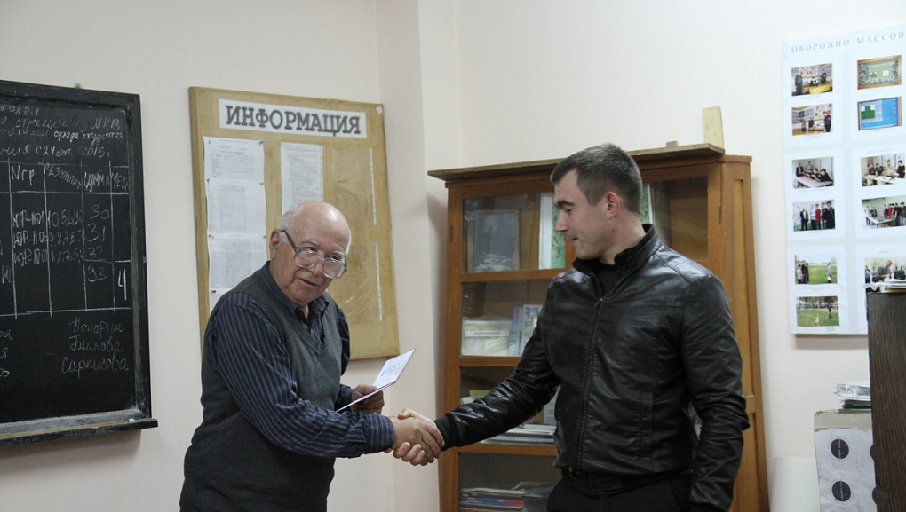 Мы — за патриотическое воспитание молодежи!