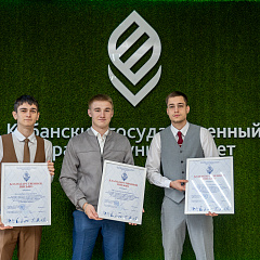 Волонтеры КубГАУ на первом открытом марафоне кубка гвардии по хоккею