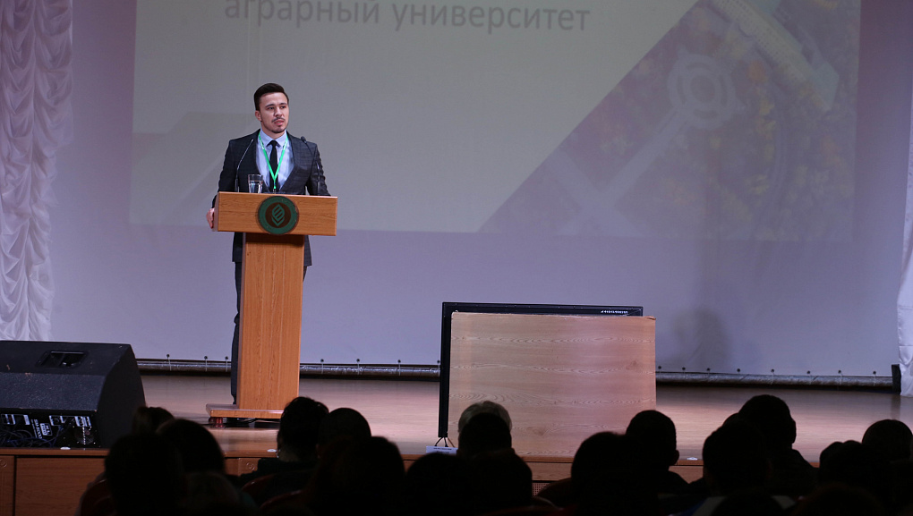 Знакомимся с будущими студентами
