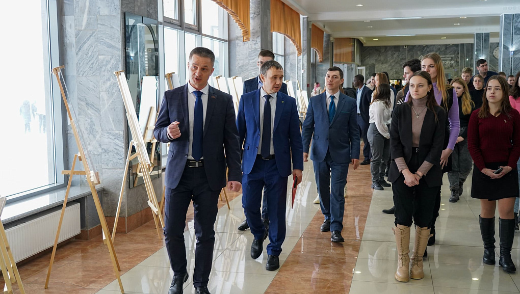 Молодые лица современной науки