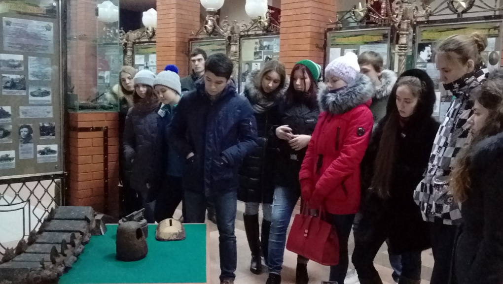 Память о подвигах храним