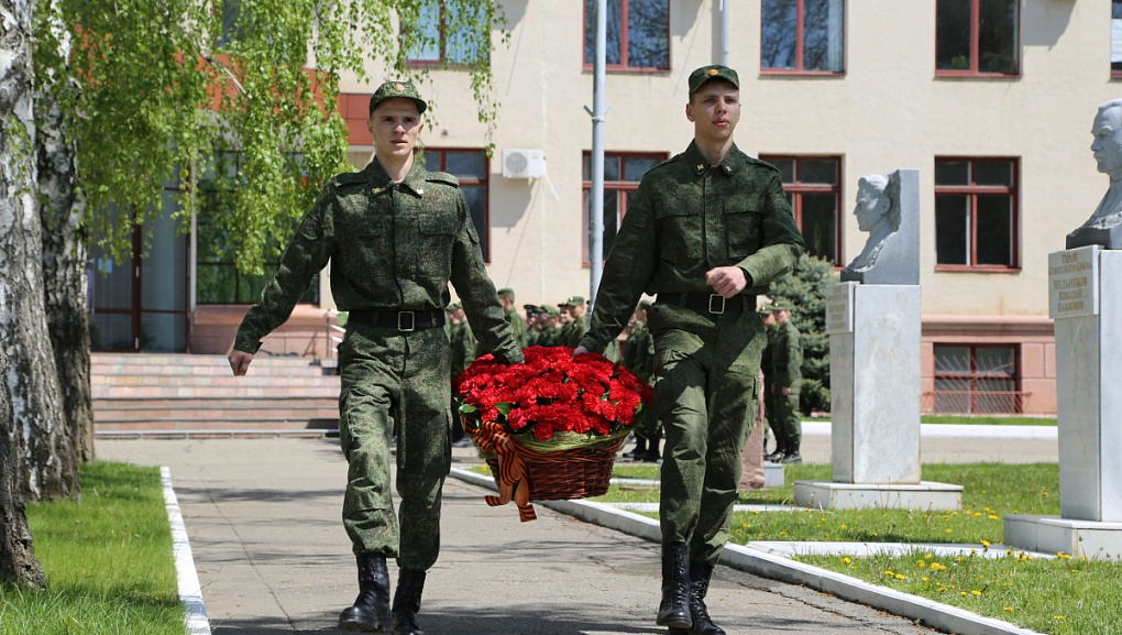 Памяти генерал-майора, Героя Советского Союза, профессора КубГАУ В.В. Яксаргина