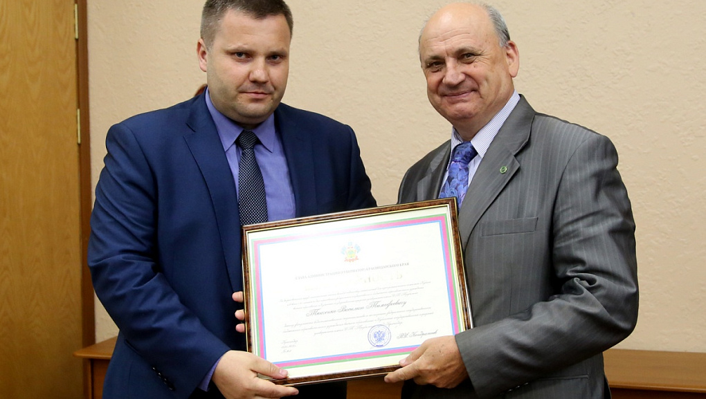 На Ученом совете наградили лучших