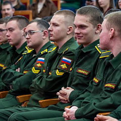 Герои среди нас  