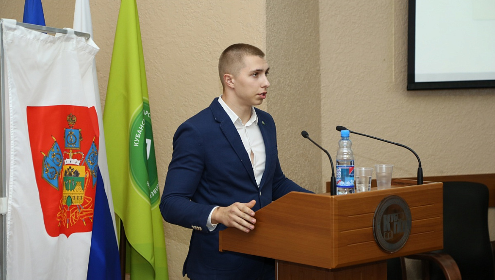 Ученый совет наградил лучших