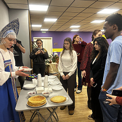 Иностранные студенты встретили Масленицу 