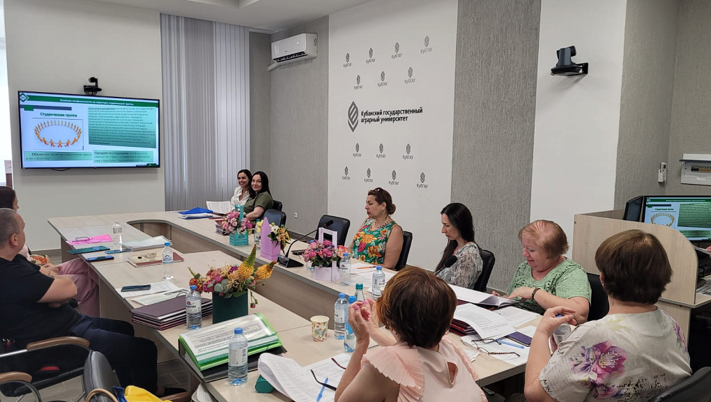 Защита аттестационных работ по программе «Педагогика и психология»