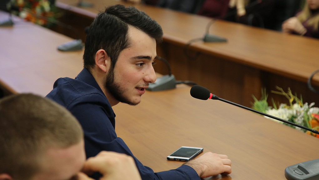 «Диалог на равных» с Героем Советского Союза
