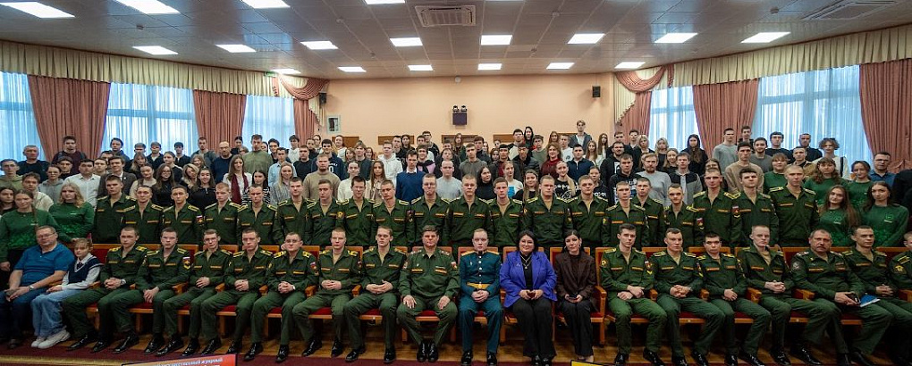 Герои среди нас