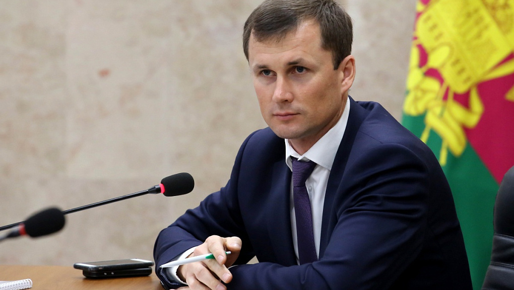 Сельской молодежи везде у нас дорога