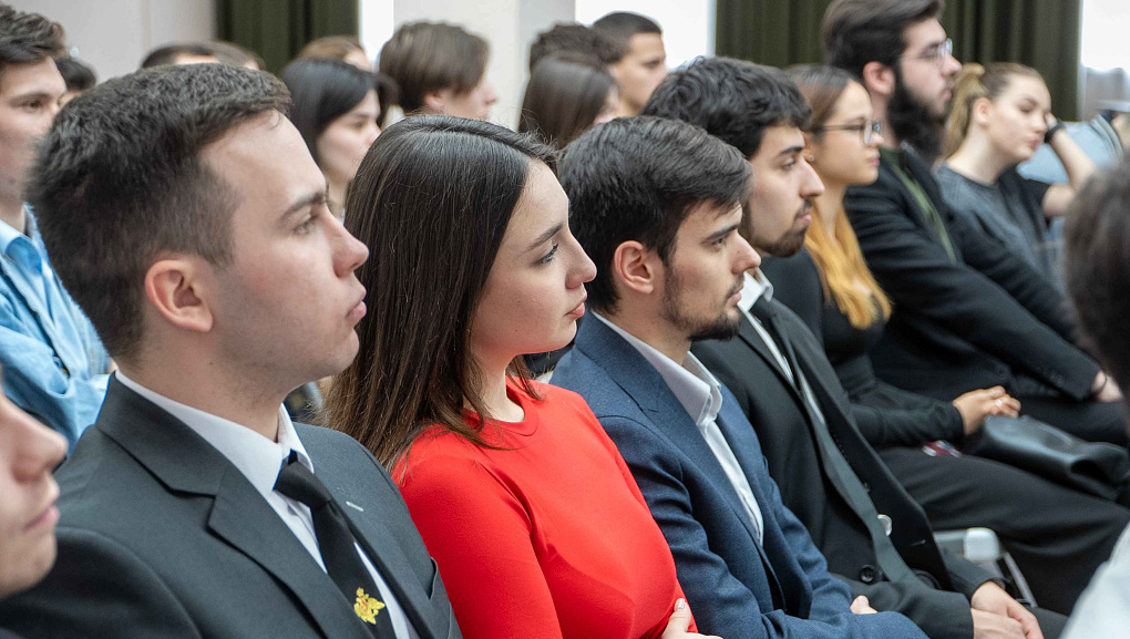 КубГАУ запустил турнир по парламентским дебатам
