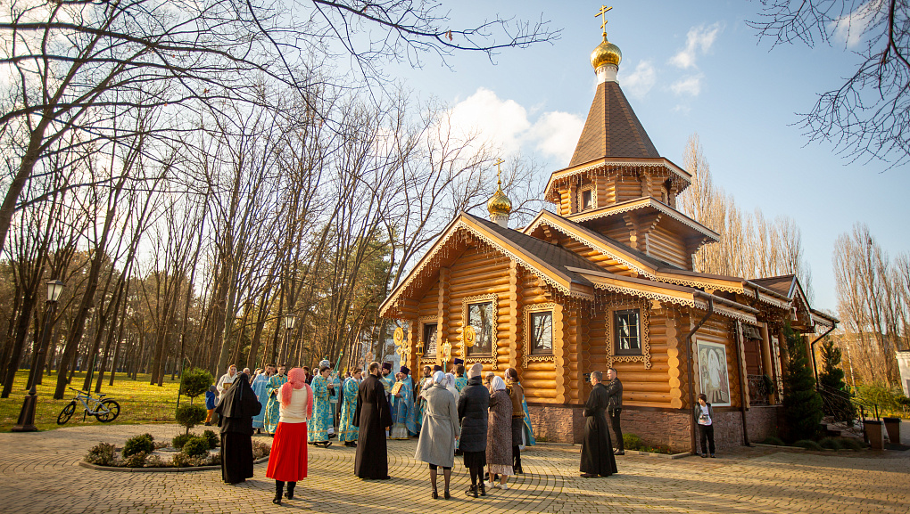 Престольный праздник храма при вузе