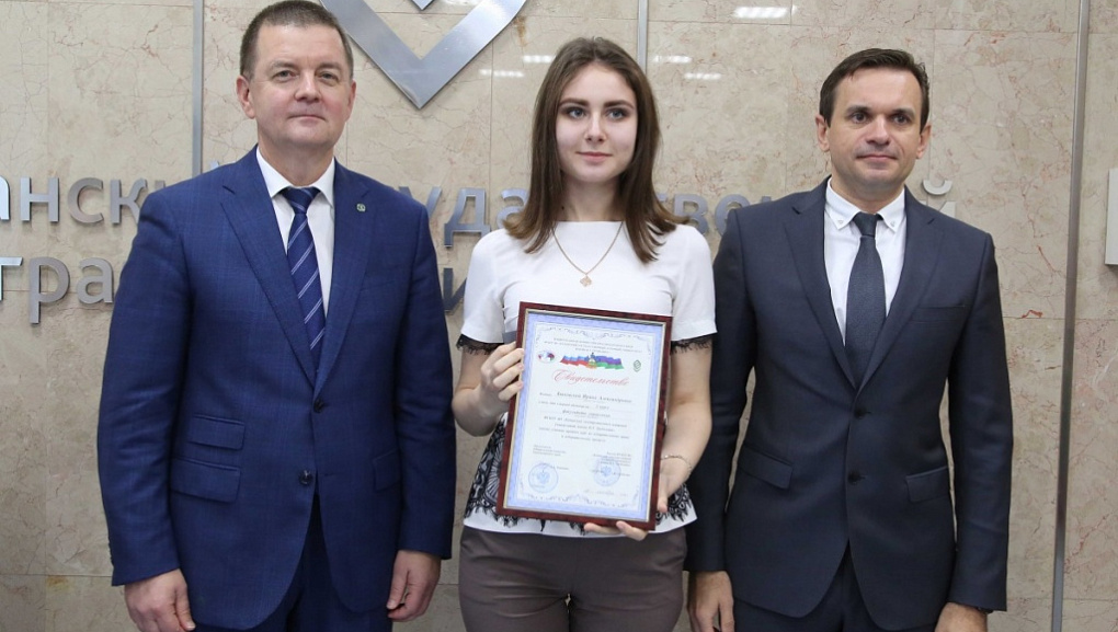Знатоки избирательного права и процесса